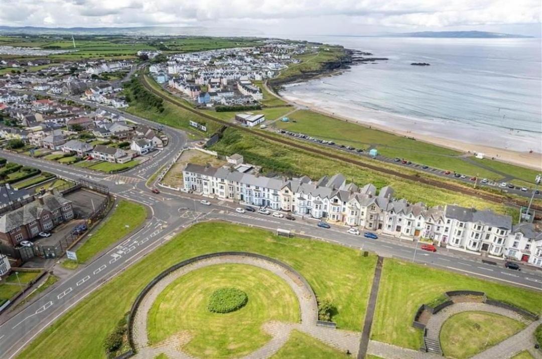 Апартаменты 5 Dunluce Park - Portrush By The Sea Экстерьер фото